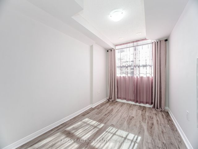 11 - 4711 Kingston Rd