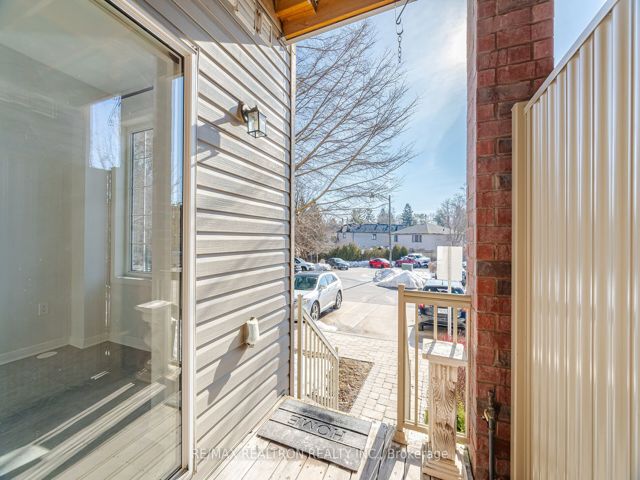 11 - 4711 Kingston Rd
