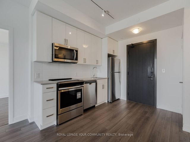 806 - 2799 Kingston Rd