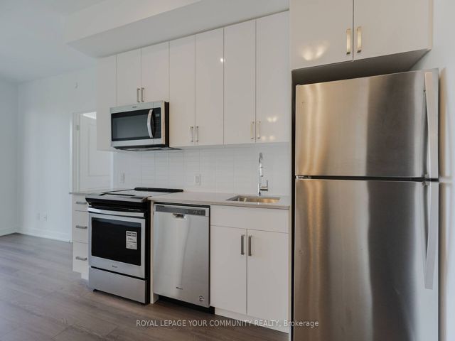 806 - 2799 Kingston Rd