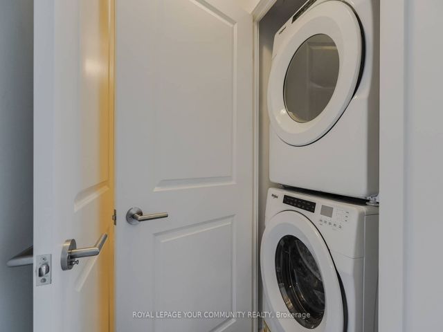 806 - 2799 Kingston Rd