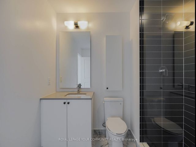 806 - 2799 Kingston Rd