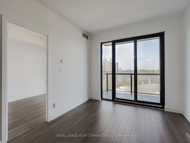806 - 2799 Kingston Rd