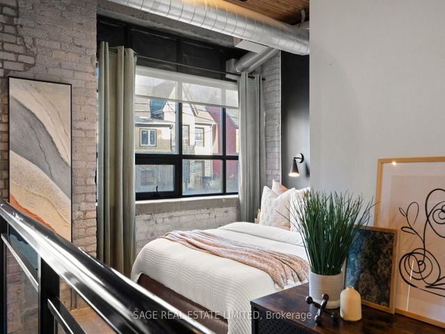 115 - 68 Broadview Ave