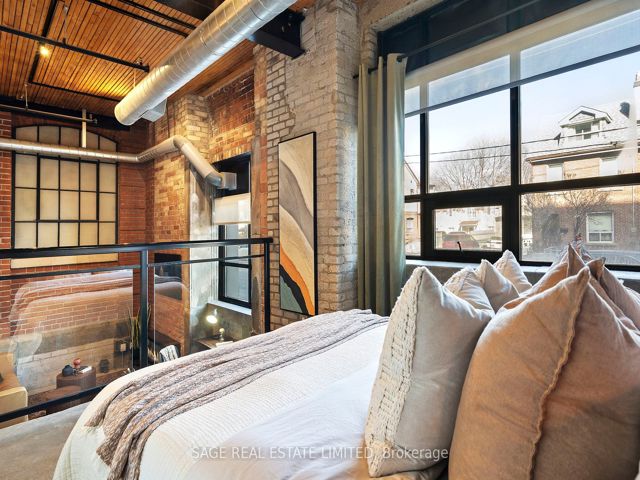 115 - 68 Broadview Ave