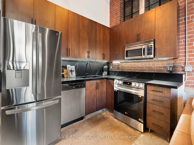 115 - 68 Broadview Ave
