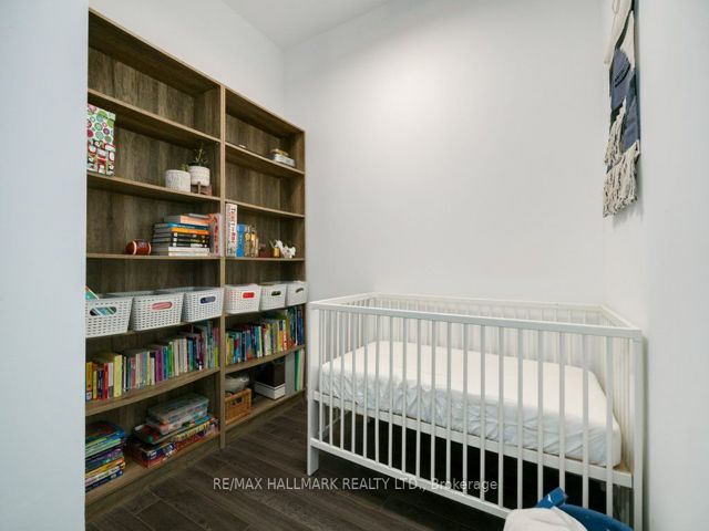 205 - 3560 St. Clair Ave E