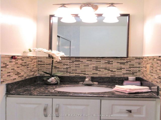 28 - 15 Huntingwood Dr