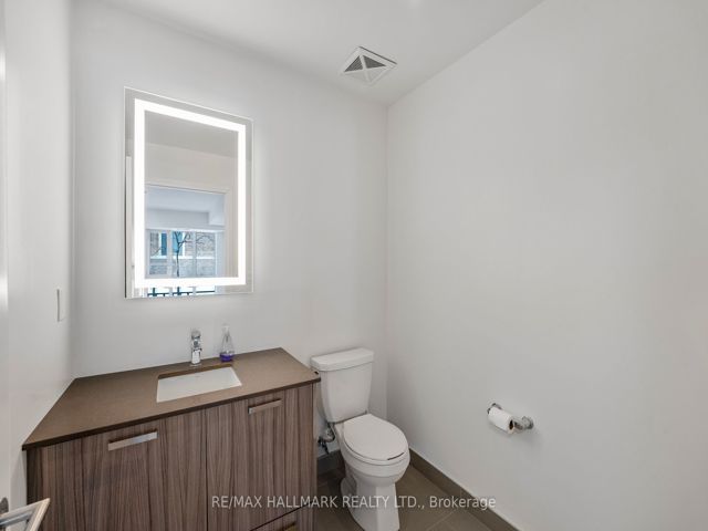TH 103 - 2301 Danforth Ave