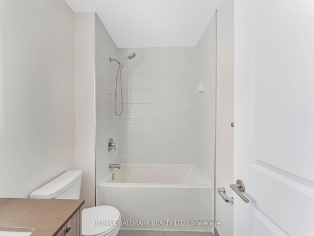 TH 103 - 2301 Danforth Ave