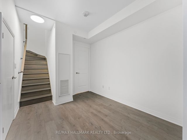 TH 103 - 2301 Danforth Ave