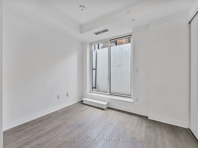 TH 103 - 2301 Danforth Ave