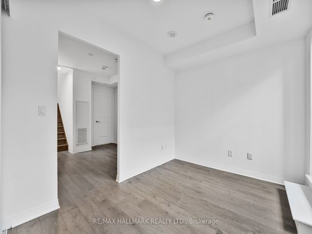 TH 103 - 2301 Danforth Ave
