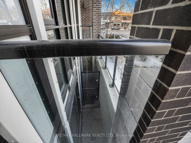 TH 103 - 2301 Danforth Ave