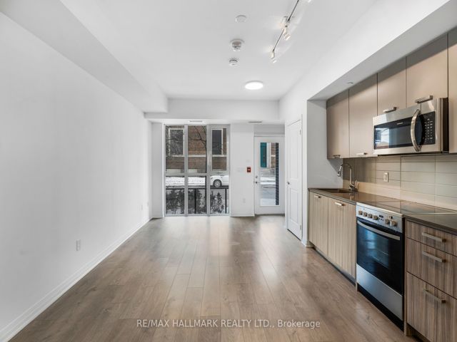 TH 103 - 2301 Danforth Ave