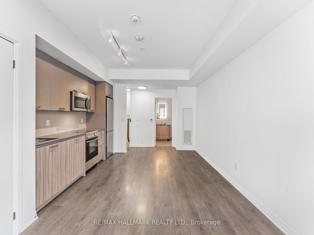 TH 103 - 2301 Danforth Ave