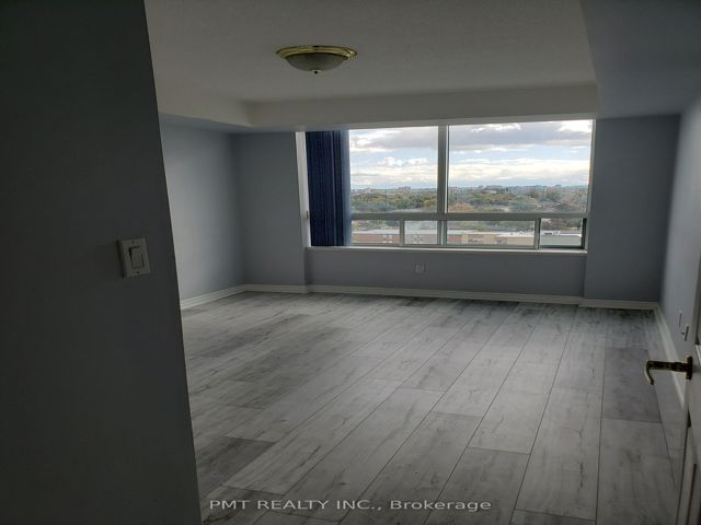 1066 - 123 Omni Dr