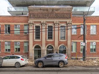 237 - 201 Carlaw Ave