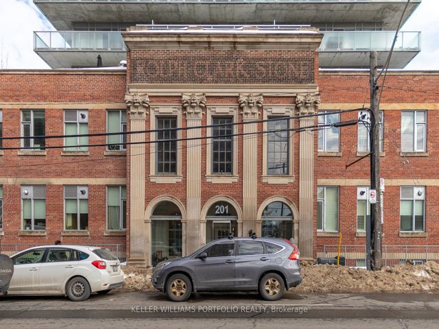 237 - 201 Carlaw Ave