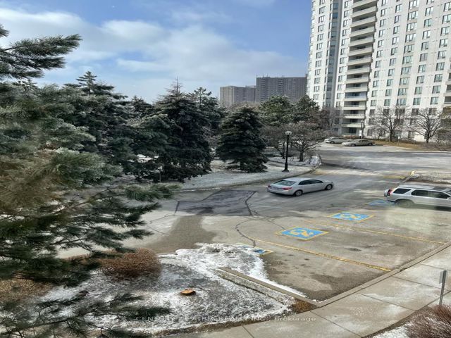 502 - 2628 Mccowan Rd
