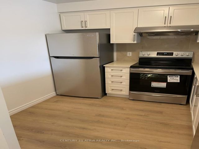 502 - 2628 Mccowan Rd