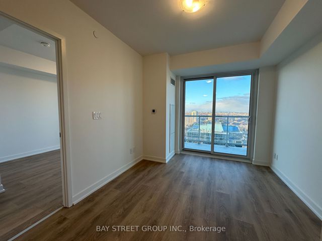 2718 - 2031 Kennedy Rd