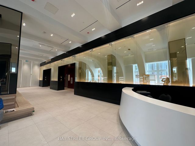 2718 - 2031 Kennedy Rd