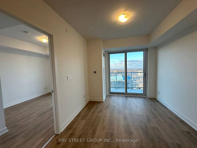2718 - 2031 Kennedy Rd