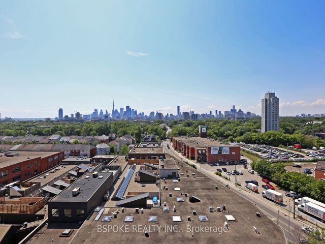 904 - 319 Carlaw Ave