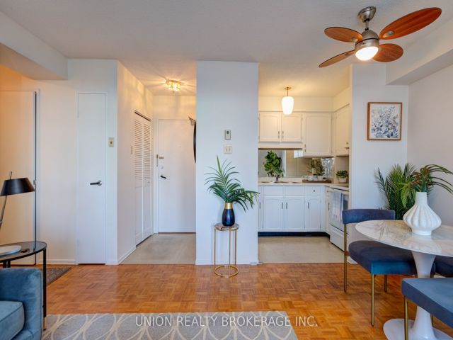 5-511 - 50 Old Kingston Rd