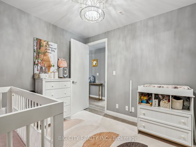 202 - 22 East Haven Dr
