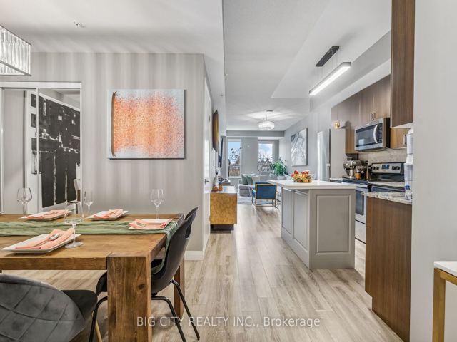 202 - 22 East Haven Dr