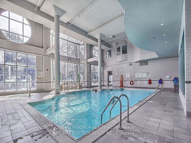 2811 - 88 Corporate Dr
