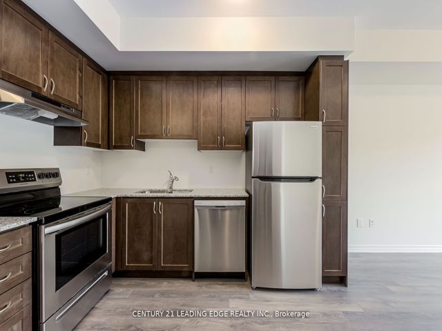 424 - 2789 Eglinton Ave E