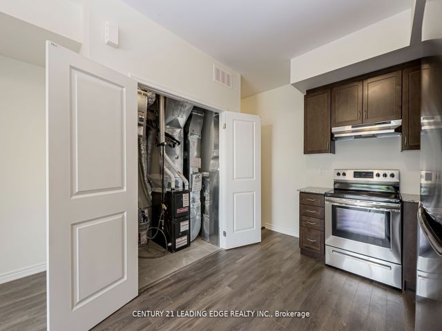 424 - 2789 Eglinton Ave E