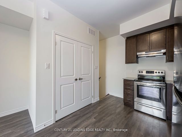 424 - 2789 Eglinton Ave E