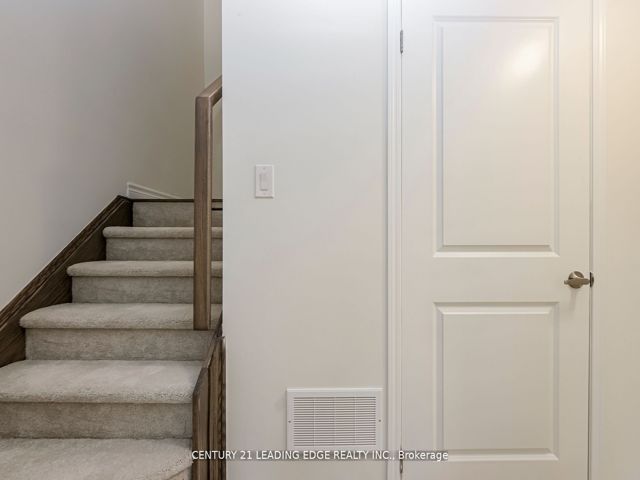 424 - 2789 Eglinton Ave E