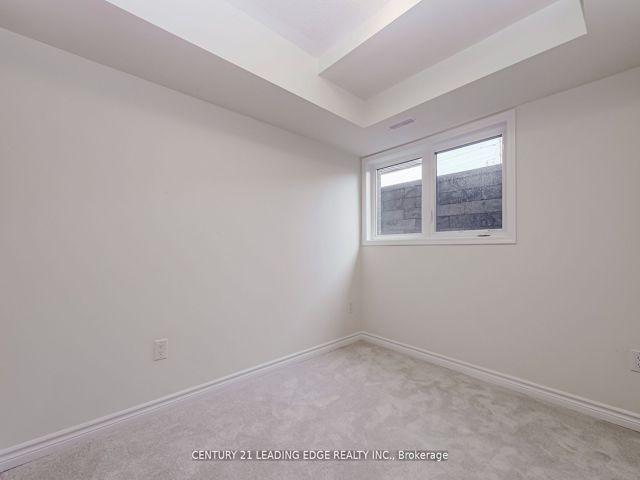 424 - 2789 Eglinton Ave E