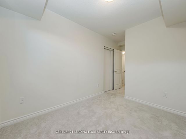 424 - 2789 Eglinton Ave E