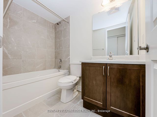 424 - 2789 Eglinton Ave E