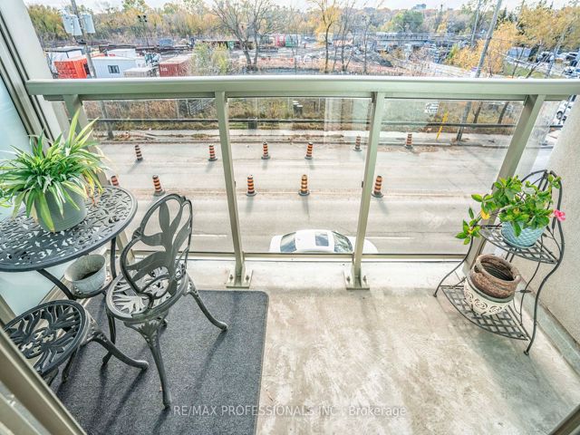 314 - 3520 Danforth Ave