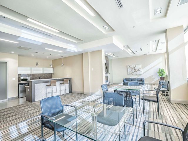 314 - 3520 Danforth Ave