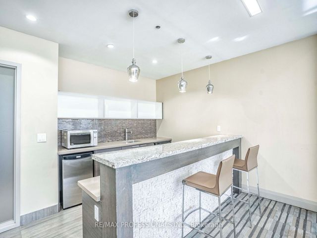 314 - 3520 Danforth Ave