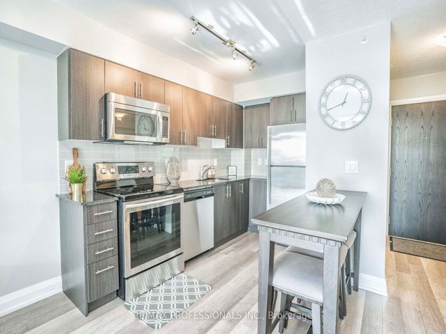 314 - 3520 Danforth Ave