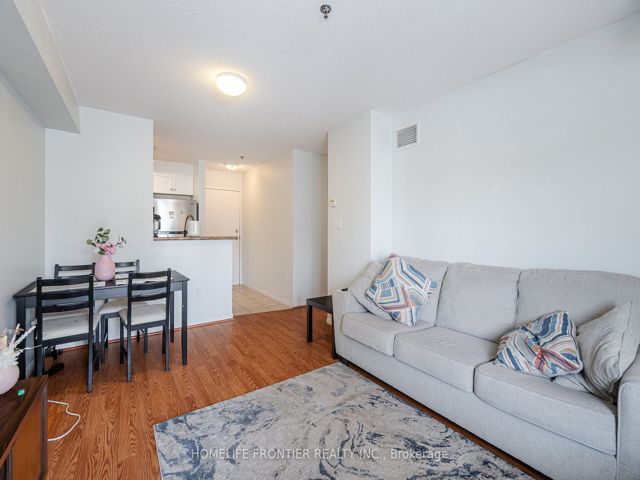 313 - 5225 Finch Ave