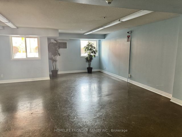 313 - 5225 Finch Ave