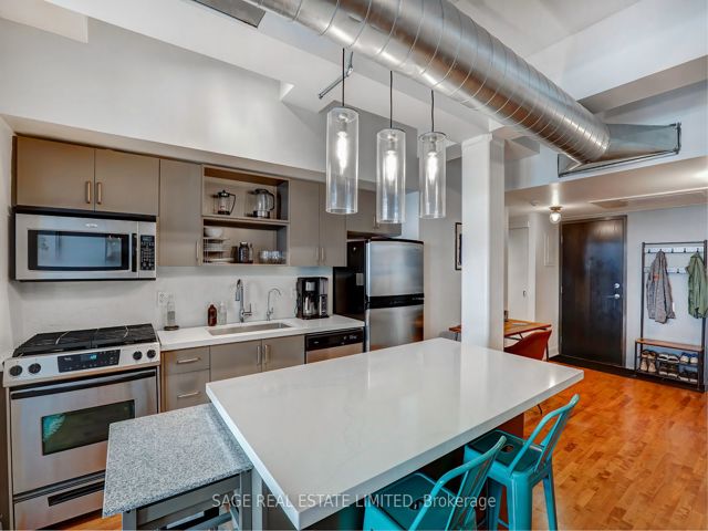 509 - 233 Carlaw Ave