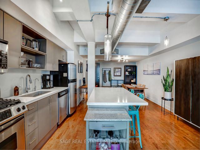 509 - 233 Carlaw Ave