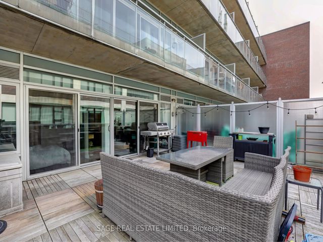 509 - 233 Carlaw Ave