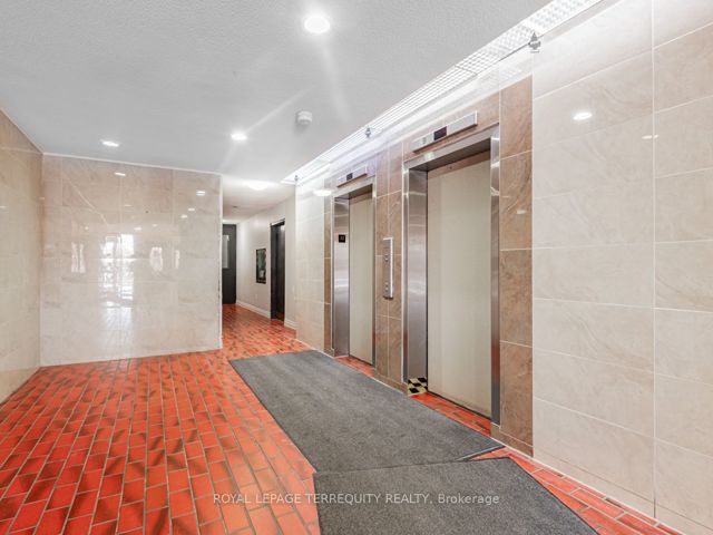 503 - 3420 Eglinton Ave E